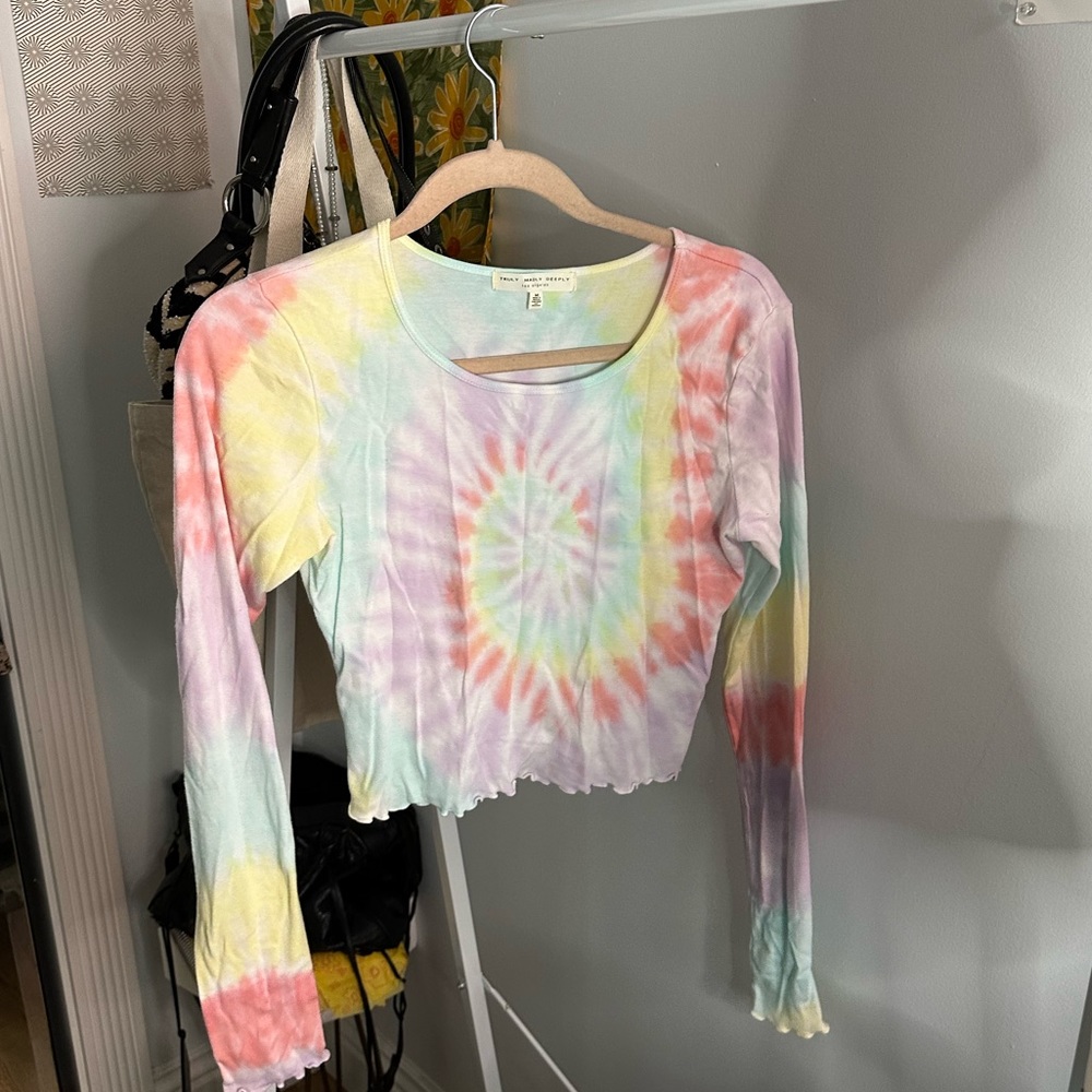 Urban Outfitters Crop Tie Dye Shirt Size M